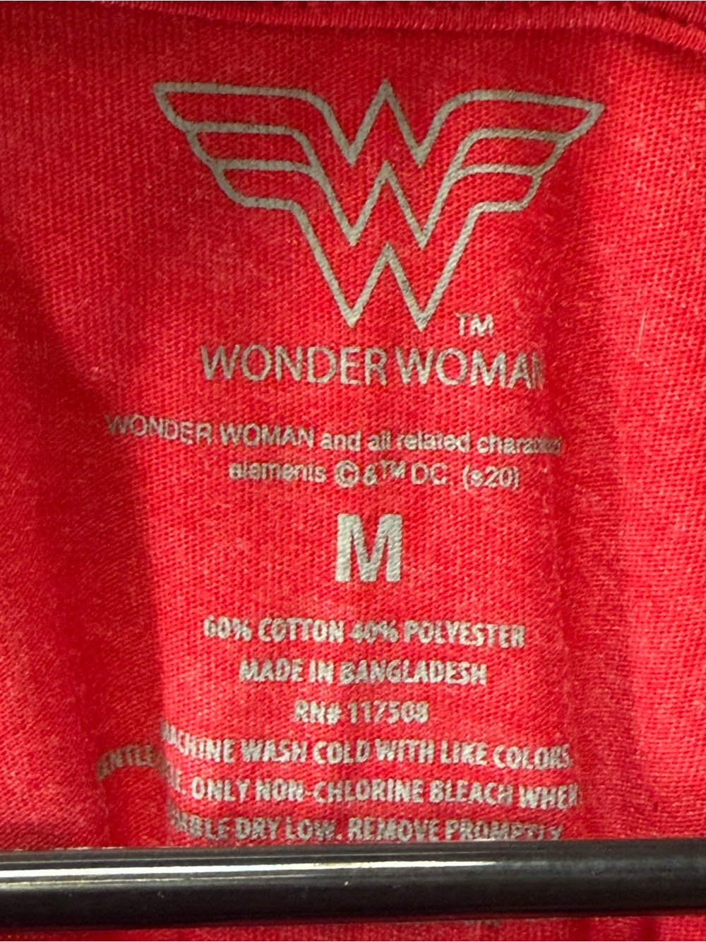 Women’s Red Wonder Woman Logo Tee - Picture 6 of 7